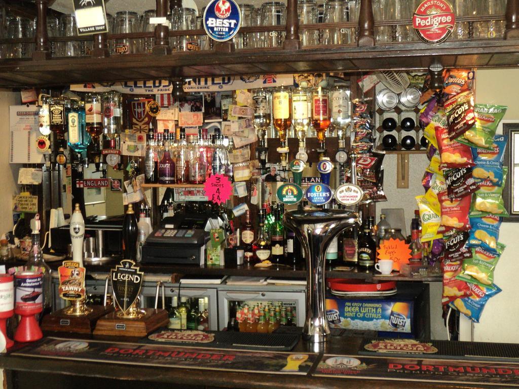 Ostler Inn Uffculme Dış mekan fotoğraf
